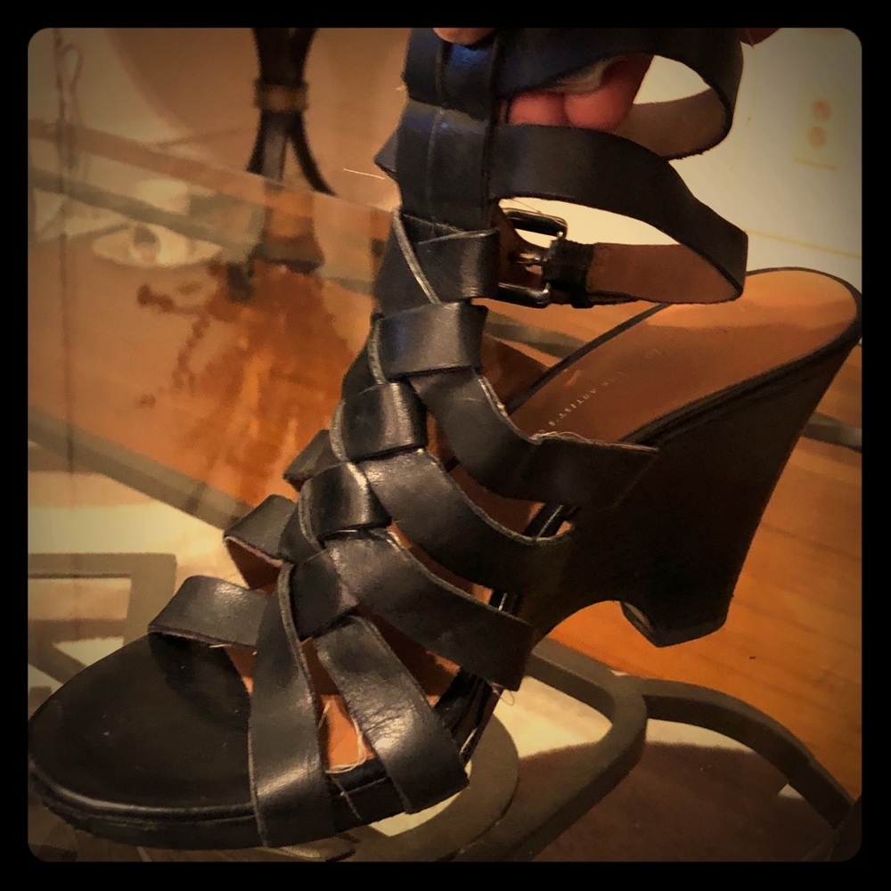 Ladies Leather Sandal Heels